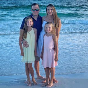 Meet your Posher, Christy